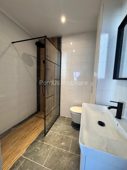 Spatiu Comercial 33 Mp | Pretabil Birou | Industriilor | | Laminor | 23 August - 3