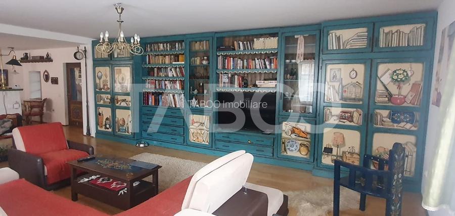 Casa de vanzare specific sasesc si atelier pret avantajos Cisnadioara - 16