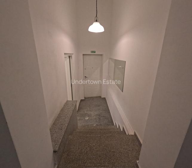 Imobil Central 355 mp | D+P+1+M | Consolidat & Renovant | 9 Camere - 8