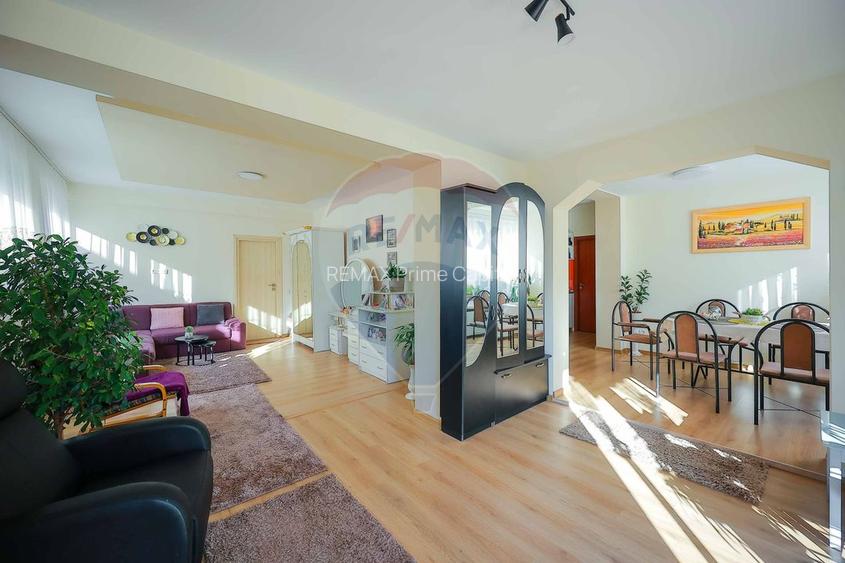 Casă cu 5 camere de vânzare în zona Episcopia Bihorului - 4