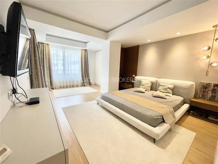 Luxury apartment   200 sqm usable  |Charles de Gaulle  2 parking - 16