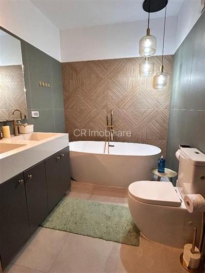 Vanzare 4 camere cu curte Herastrau - 6