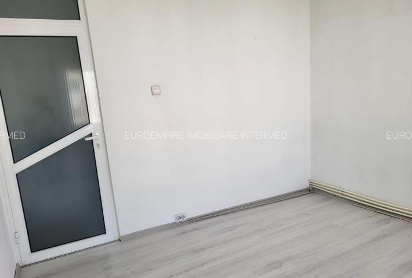 Apartament 2 camere decomandate zona Anda - 2