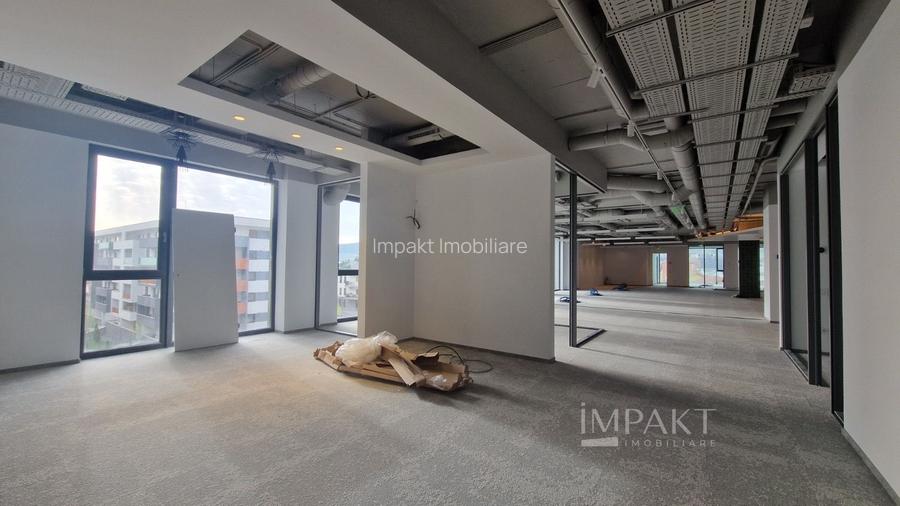 Spatiu servicii in cladire de birouri 440 m2 finisat la CHEIE,  Europa - 4