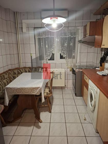 Apartam 3 camere, SD, et.9/10, Piața Sălăjan - 11