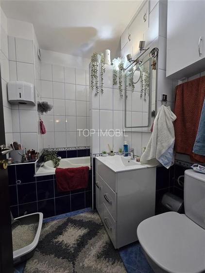 Mircea cel Batran - 3 camere decomandat 72mp, etaj intermediar - 8