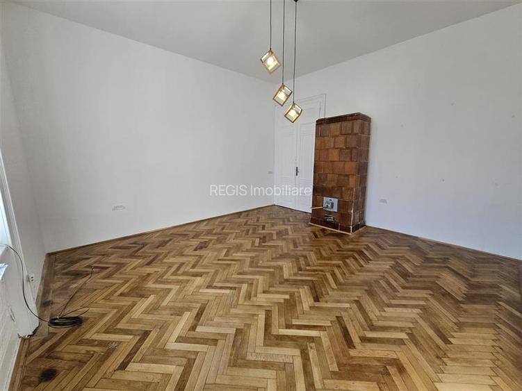 Studio Livada Postei  ULTRACENTRAL Brasov cu parcare, beci si anexa - 5