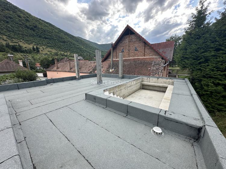 Casa de lux, cu vedere panoramica asupra muntilor, 2600mp teren Gura Raului - 7