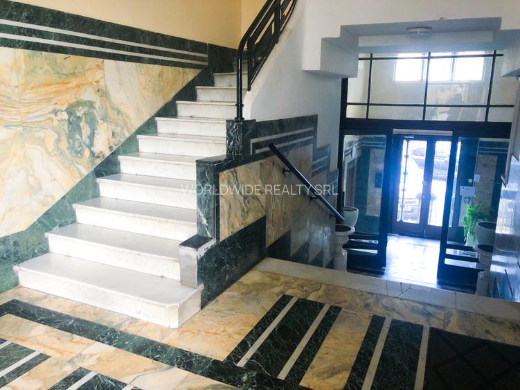 Două Apartamente Renovatede - Bloc Interbelic Art Deco - 1