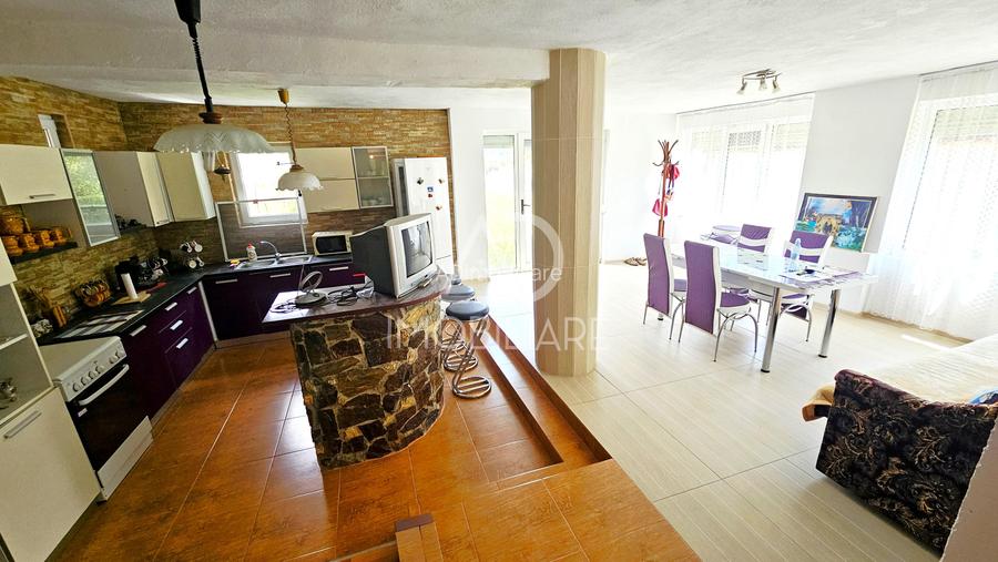 Casă de vânzare – Runcu, sat Răchiți, aproape de Cheile Sohodolului - 3