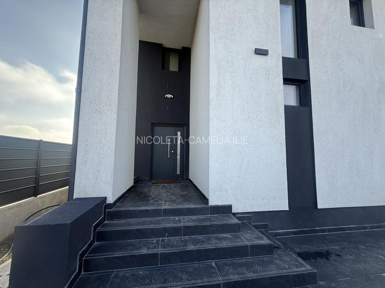 LUX | CASA | VILA INDIVIDUALA | CURTE | PROPRIETAR | TUNARI - 52