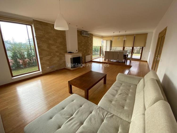 Individual villa | complex with swimming pool and tennis court | Iancu Nicolae - 7