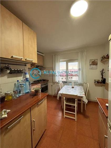 Royal Imobiliare - Vanzare apartament 3 camere zona Democratiei - 7