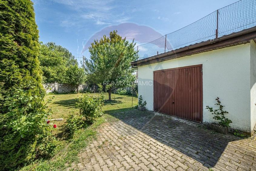 Casă cochetă de vânzare, teren 954 mp, posibil parcelare, în Subcetate - 21