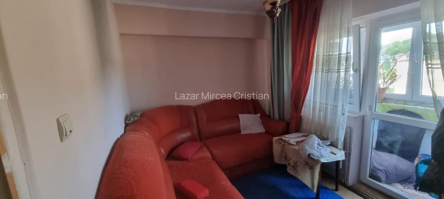 Vand Apartament 4 camere decomandat - 5