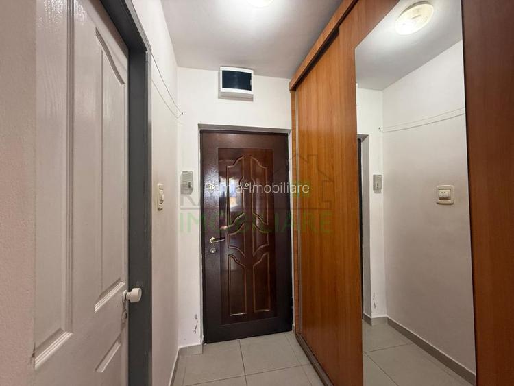 Garsonieră Astra – parter înalt, poziționată pe mijloc, cu beci și baie renovată - 8