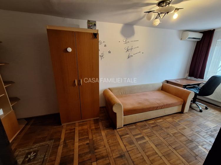 200 euro!!!!Garsoniera Et 3 Zona Complexul Studentesc - 2