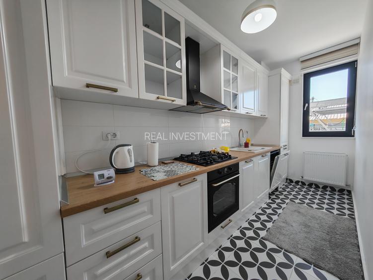 Garsoniera statiune Mamaia zona Cazinou maobilata si utilata - 8