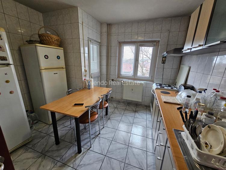 Apartament 3 camere Drumul Sarii - 6