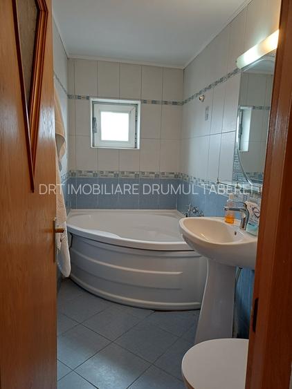 13 Septembrie Liceul Odobleja - 10