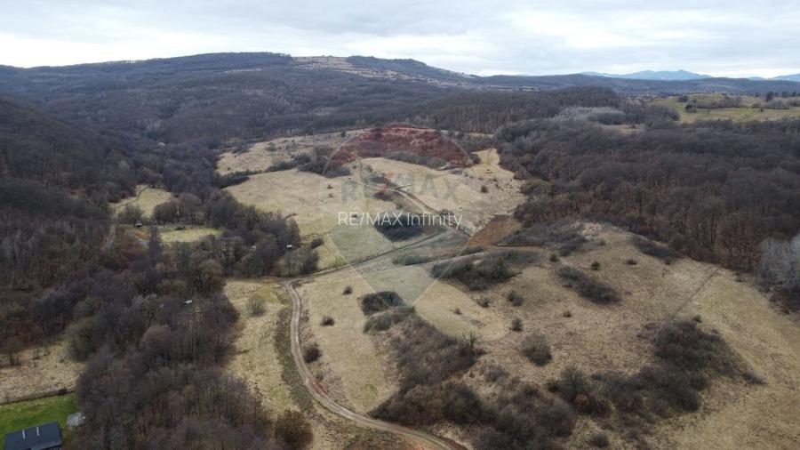 Teren 999 mp. Front 15,70 ml. Valea Garbaului - Floresti - 19