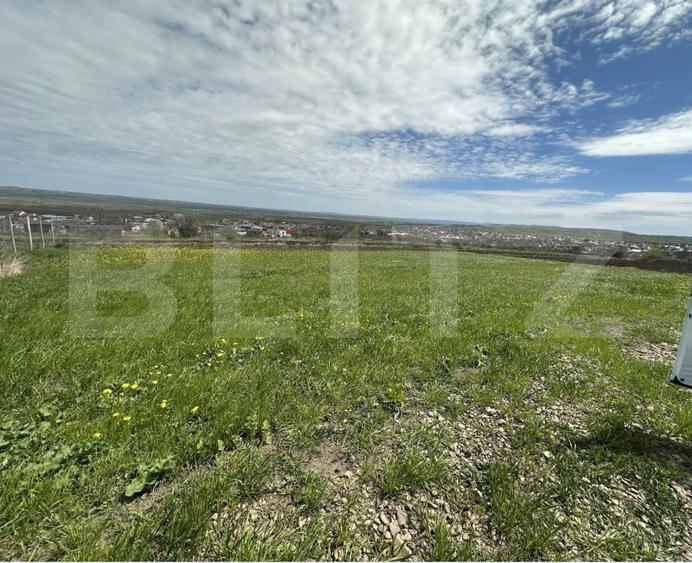 Teren de vânzare intravilan, 10 ari, zona Bosanci