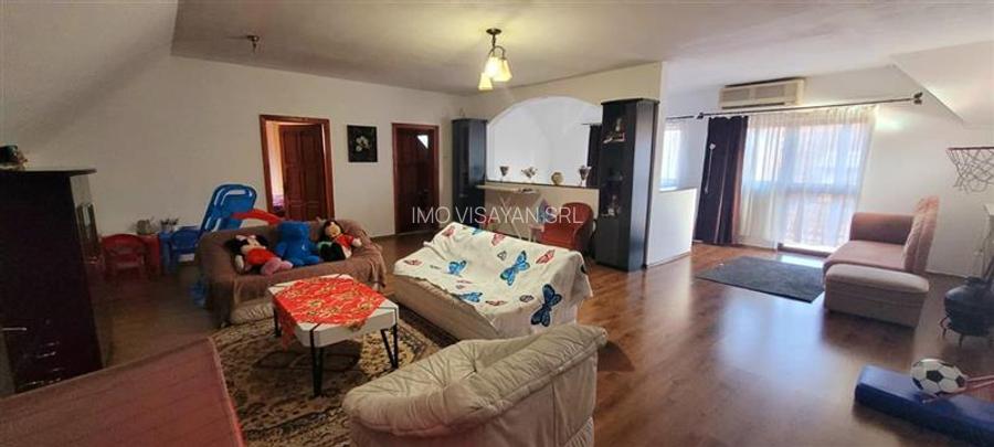 casa cu potential afacere Rm.Valcea,cartier Traian,comision 0 - 10