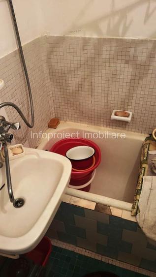 Apartament 2 camere, confort redus, parter, Micro 14, zonă curată și liniștită - 9