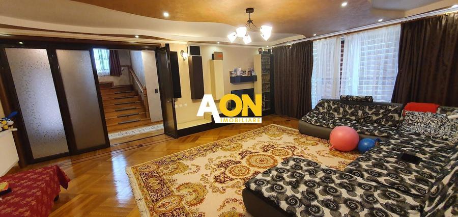 Casa P+1+M, 4 dormitoare, garaj, 500 mp teren, Micesti