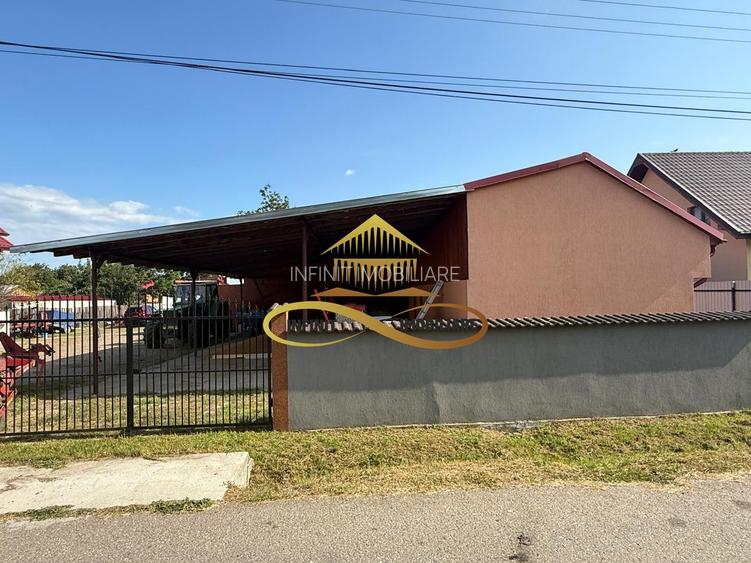Casa de vanzare in Bacau Saucesti cu potential comercial - 17