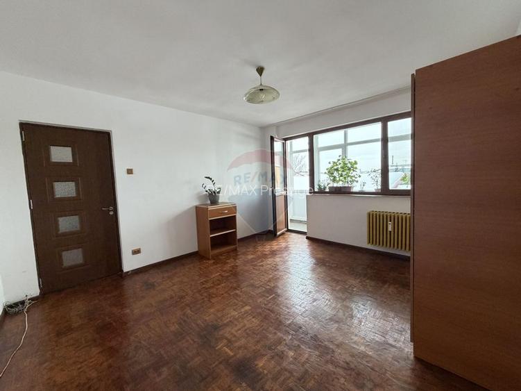 Apartament cu 3 camere de închiriat în zona Giulesti - 2