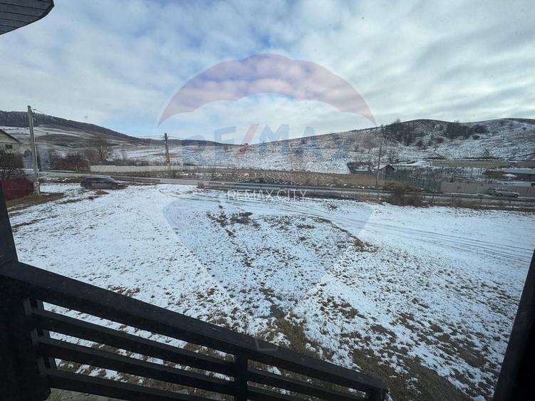 Casa  si  teren zona Balaurul - 41