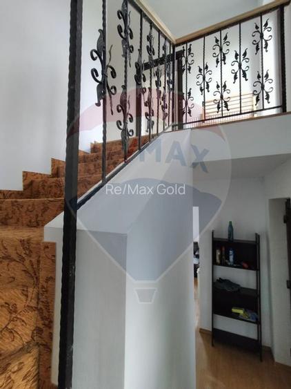 Casă / Vilă cu 4 camere la 25 min de Piata Victoriei - Tartasesti - 9