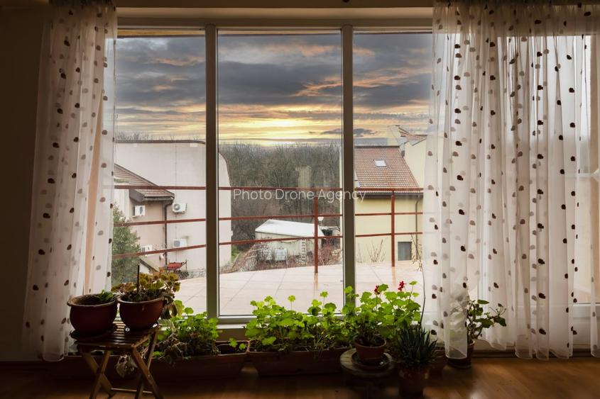 Casă De Vânzare, Lângă Pădurea Roșu Liberă, P+2, 5 Camere  Garaj + 2 Parcări - 6