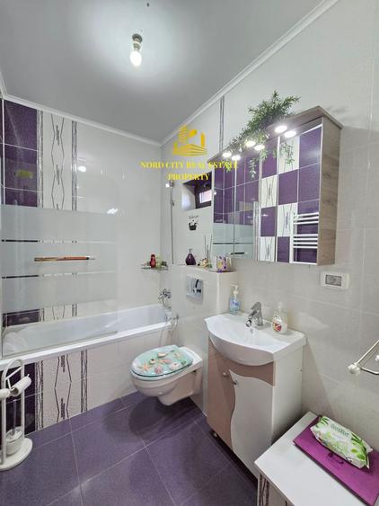 Vilă individuală | 3 dormitoare | 5 băi | Garaj dublu | Otopeni