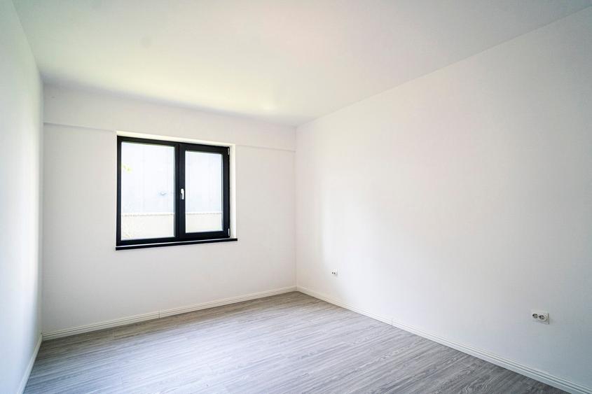 MILITARI, METROU PACII, 2 CAMERE, 57 mp, GRADINA, 150 mp