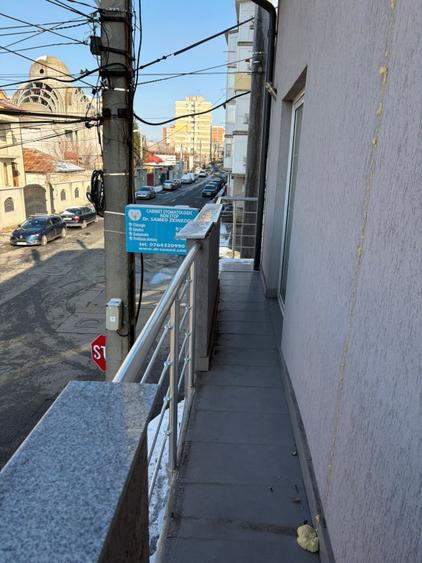 Casa P+1, 350 mp utili, teren 500 mp, zona Craiovita Noua