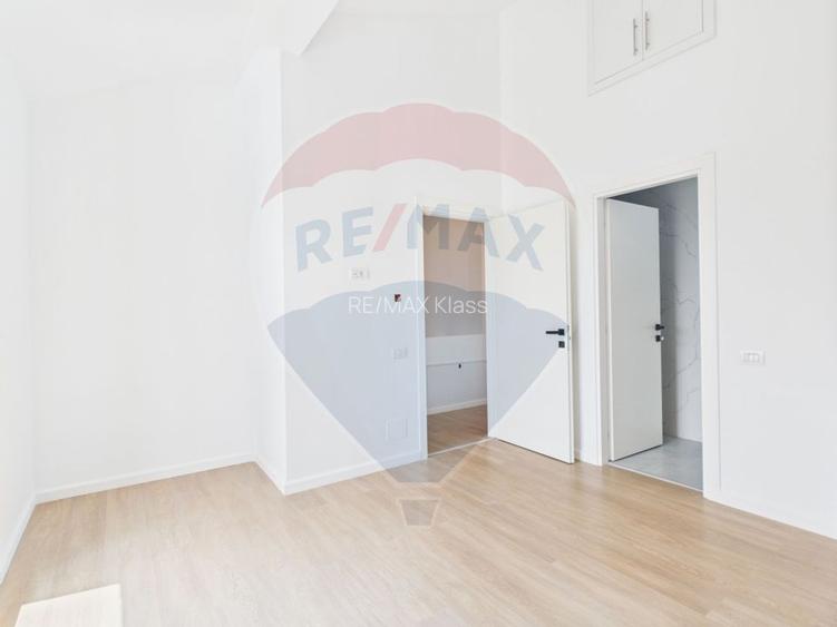 De vanzare| Apartament 4 camere nemobilat si o terasa| Nobil Residence - 4