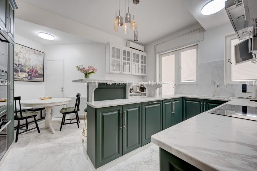 CAROL - EPISCOP CHESARIE, APARTAMENT 250 MP TOTAL, CURTE 250 MP! - 8