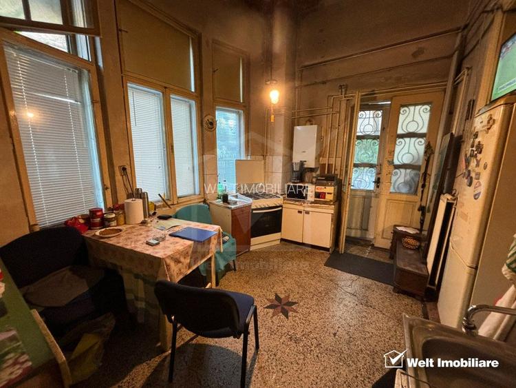 Oportunitate de investitie! Apartament ultracentral, la casa, cu 2 camere! - 3