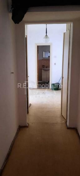 3 camere+ boxa, et 5/10, 72 mp, bloc 1980- Drumul Taberei - 4