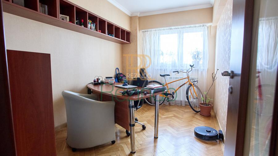 4 camere in bloc '80 | Sud | Bd. Carol | VIDEO - 10