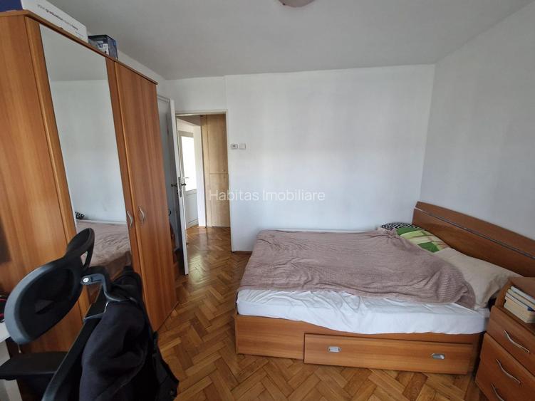 Apartament 3 camere decomandate de inchiriat, zona str N Titulescu - 15
