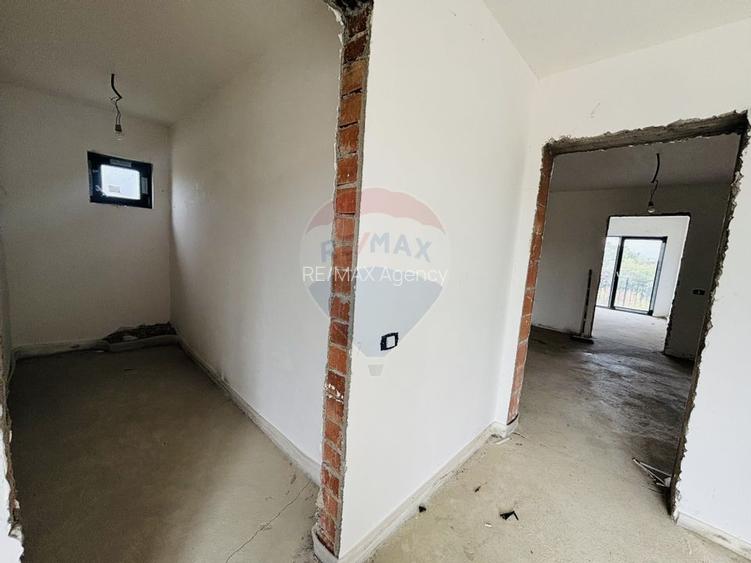 Vila individuala de vanzare Saftica Balotesti langa DN1 strada Fermei - 5