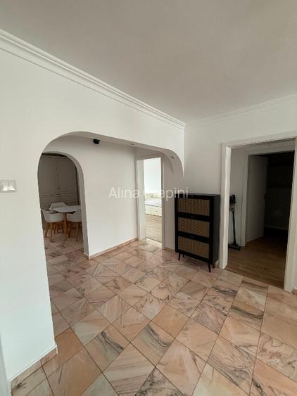 apartament cu 3 camere in centrul orașului, lângă hotel Coroana  - 12