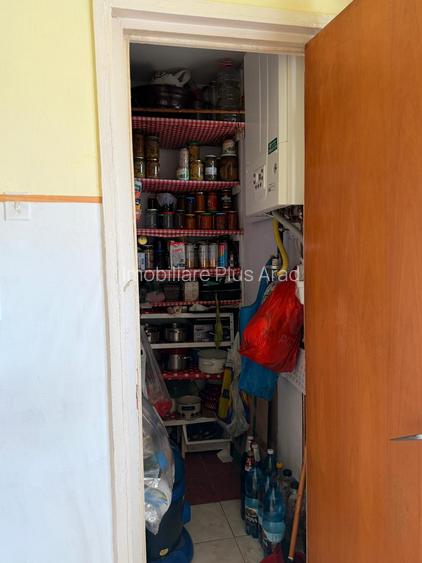 Vand ap 4 camere la pret de 3 camere -zona Micalaca-Miorita - 13