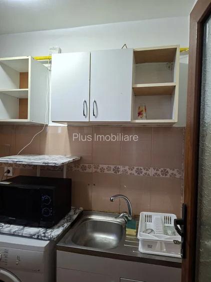 Garsonieră Tatarasi .complet mobilată și utilată, etajul 1 - 4