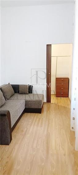 PIATA TRAIAN - 3CAMERE - SPATIOS - INALT - BOXA IN CF - CENTRALA PROPRIE - 4