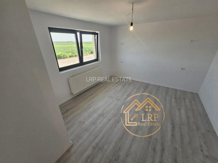 Dascalu-Vila 5 camere, 3 bai, 2 terase, 400mp teren - 10