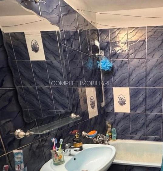 PETRE ISPIRESCU AP 2 CAM BLOC REABILITAT - 6